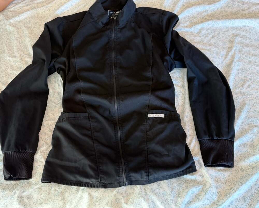 Cherokee Workwear Revolution Women's Zip Front High-Low Scrub Jacket